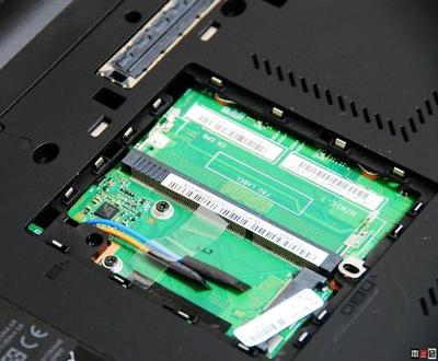 《一如既往的小黑》 網(wǎng)友細(xì)解ThinkPad T410內(nèi)存升級(jí)之道